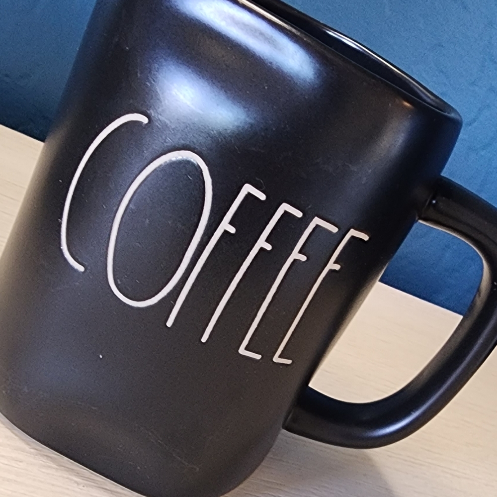RAE DUNN COFFEE MUG